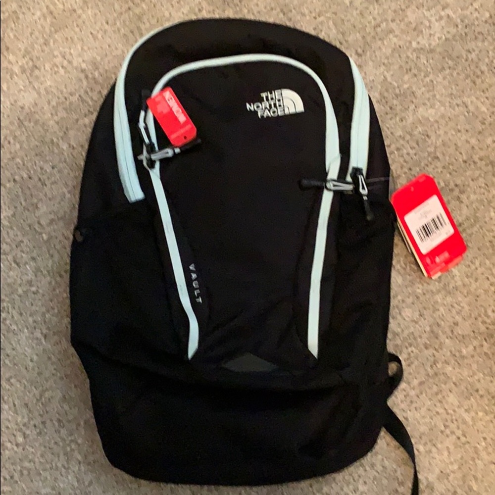 Women’s North Face Vault Backpack NWT